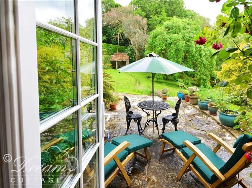 Sixpenny Cottage Upwey Extérieur photo